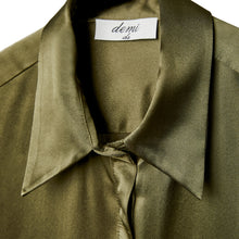 Load image into Gallery viewer, Classic Shirt - Olive