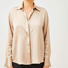 Load image into Gallery viewer, Classic Shirt - Beige