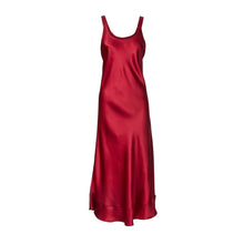Load image into Gallery viewer, Slip dress Cranberry
